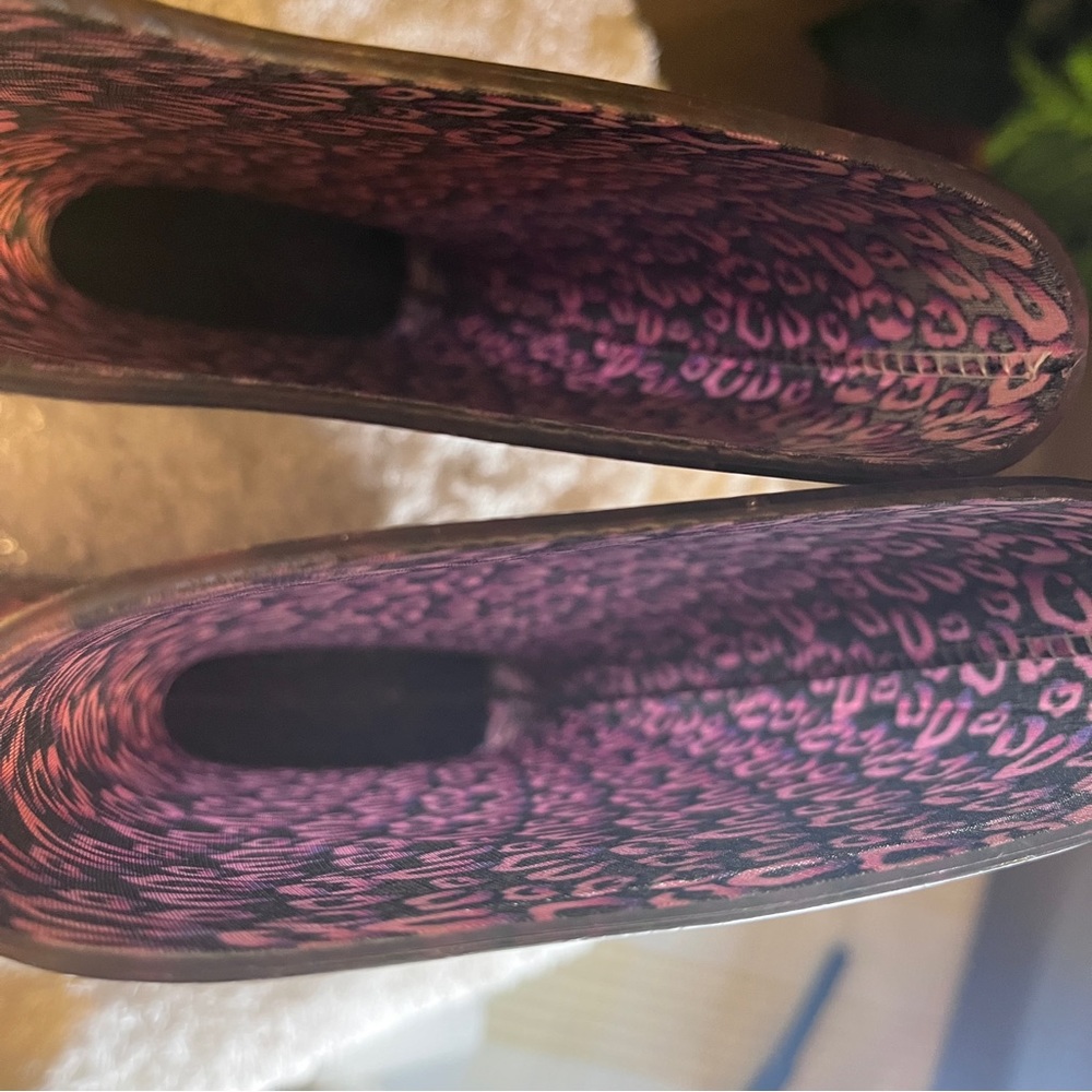 Disney - Picture 7 of 8